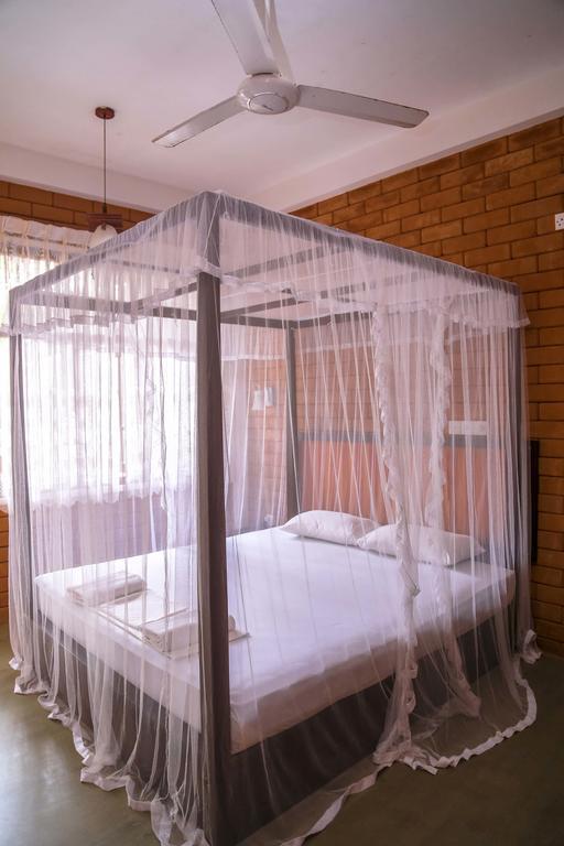 Eco Square Resort Mirissa Habitación foto